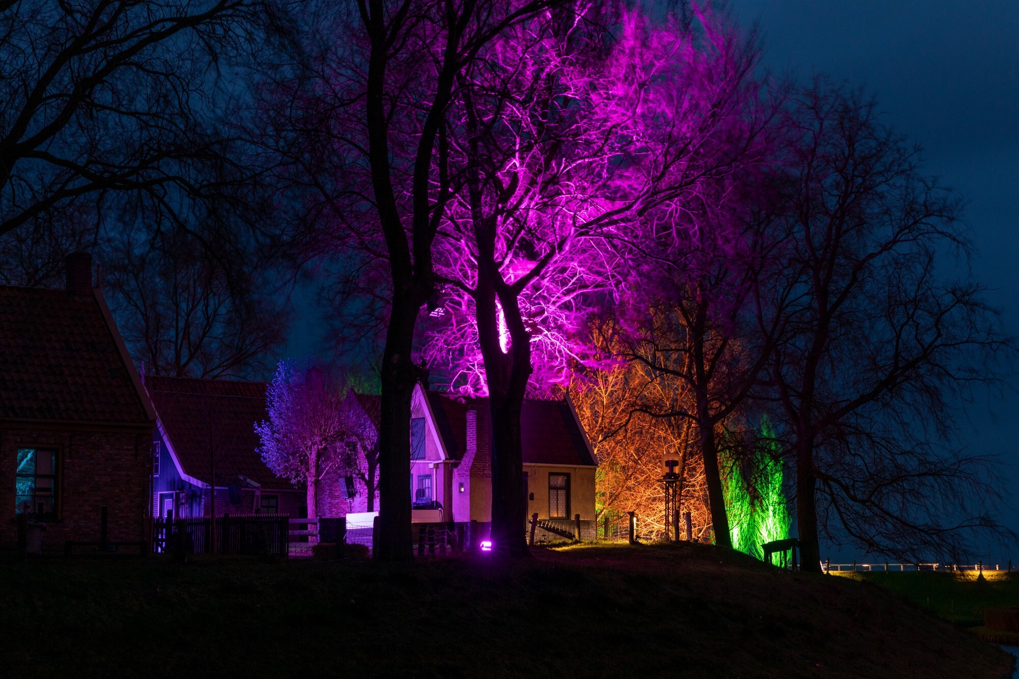 Omgevingsfoto met verlichting tijdens Zuiderzeelicht