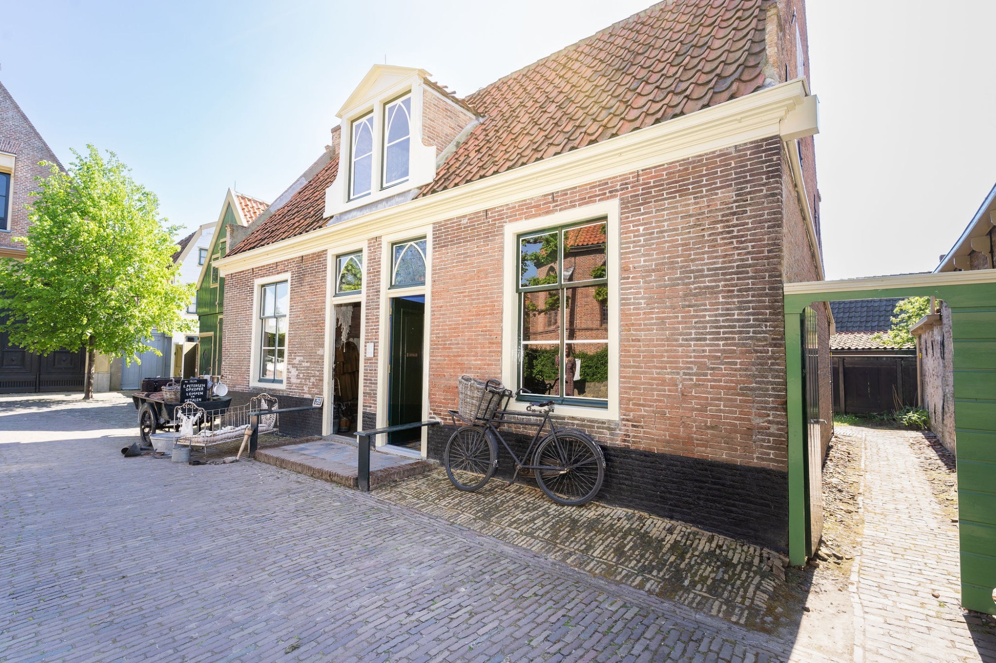 Foto van buiten het Sjabbat huisje